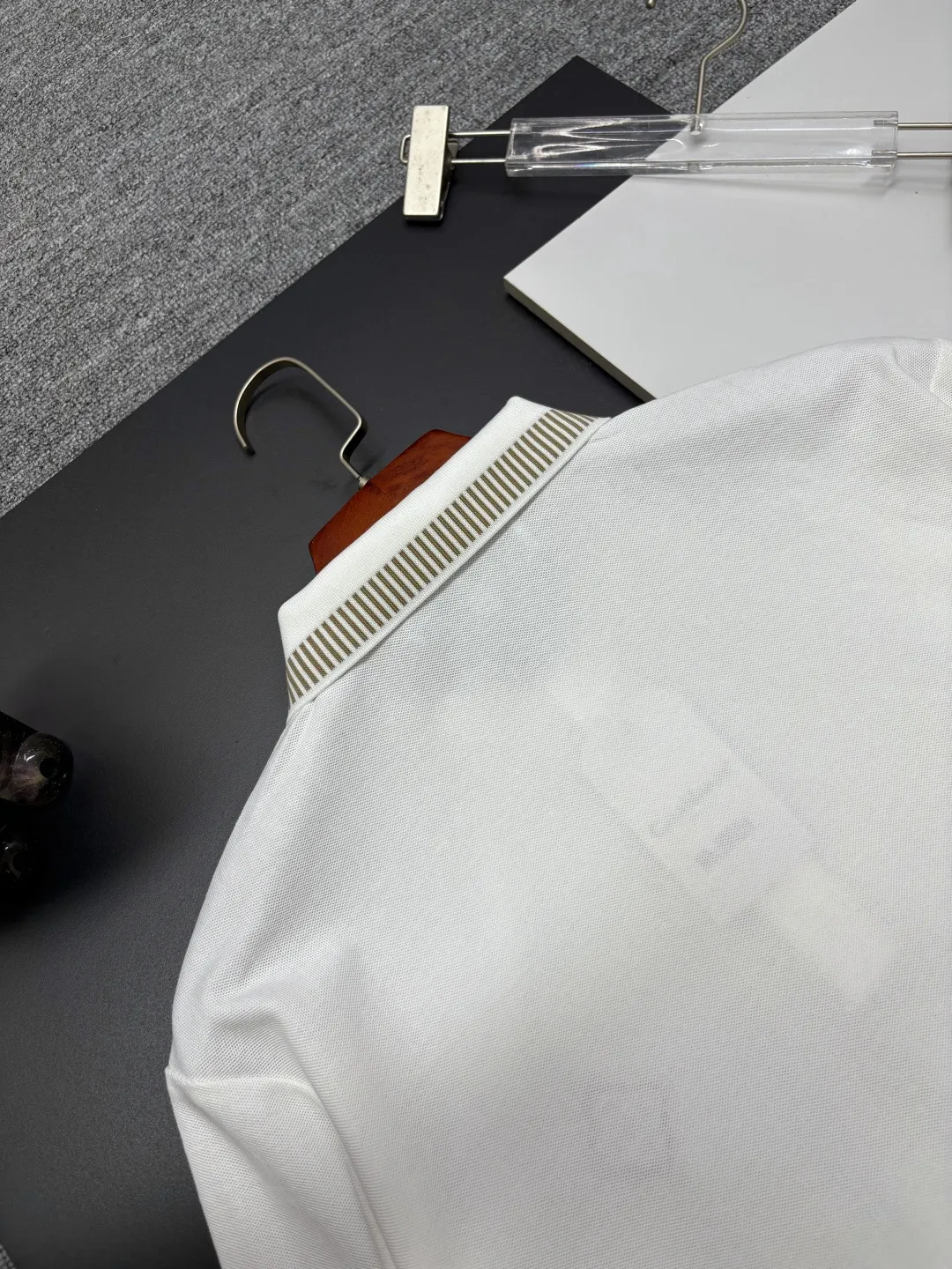 CASABLANCA New Arrival embroidered long-sleeved Polo shirt. Original fabric. Official Same Style. Made of pure cotton pique fabric, customized in the same vat. It feels very comfortable and smooth. The version is very wide and stylish. Produced by the first-line brand Factory. Imported Behringer embroidery machine. The embroidery is full and textured. The collar rib is woven with imported yarn. It will not deform after long-term wear. The most New Arrival style in spring and summer. Fashionable and individual. Super Versatile and good-looking. It is very suitable for both men and women. It is a must-have for everyone. Color: Black White Blue Size: M-3XL